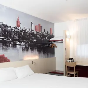 Hotel Warszawa-okecie, Varšava
